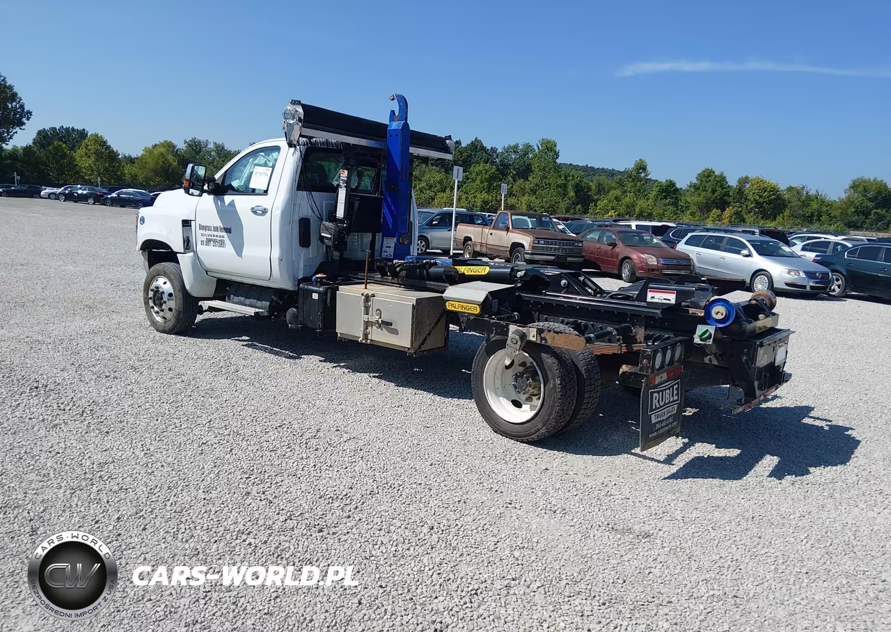 2023 Chevrolet Silverado Md Work Truck VIN:1HTKJPVM2PH481913 - 3