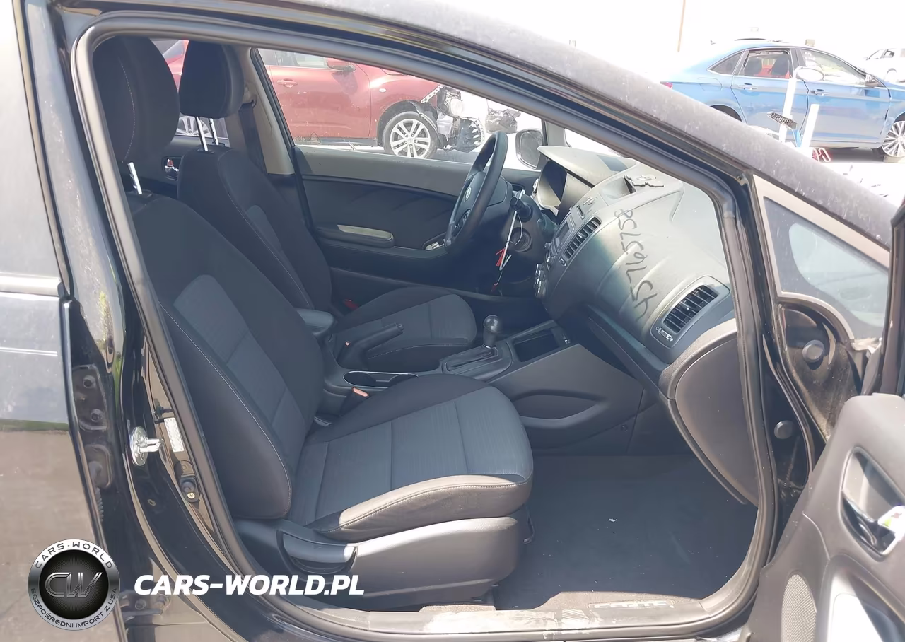 2015 Kia Forte Lx VIN:KNAFX4A60F5415604 - 5