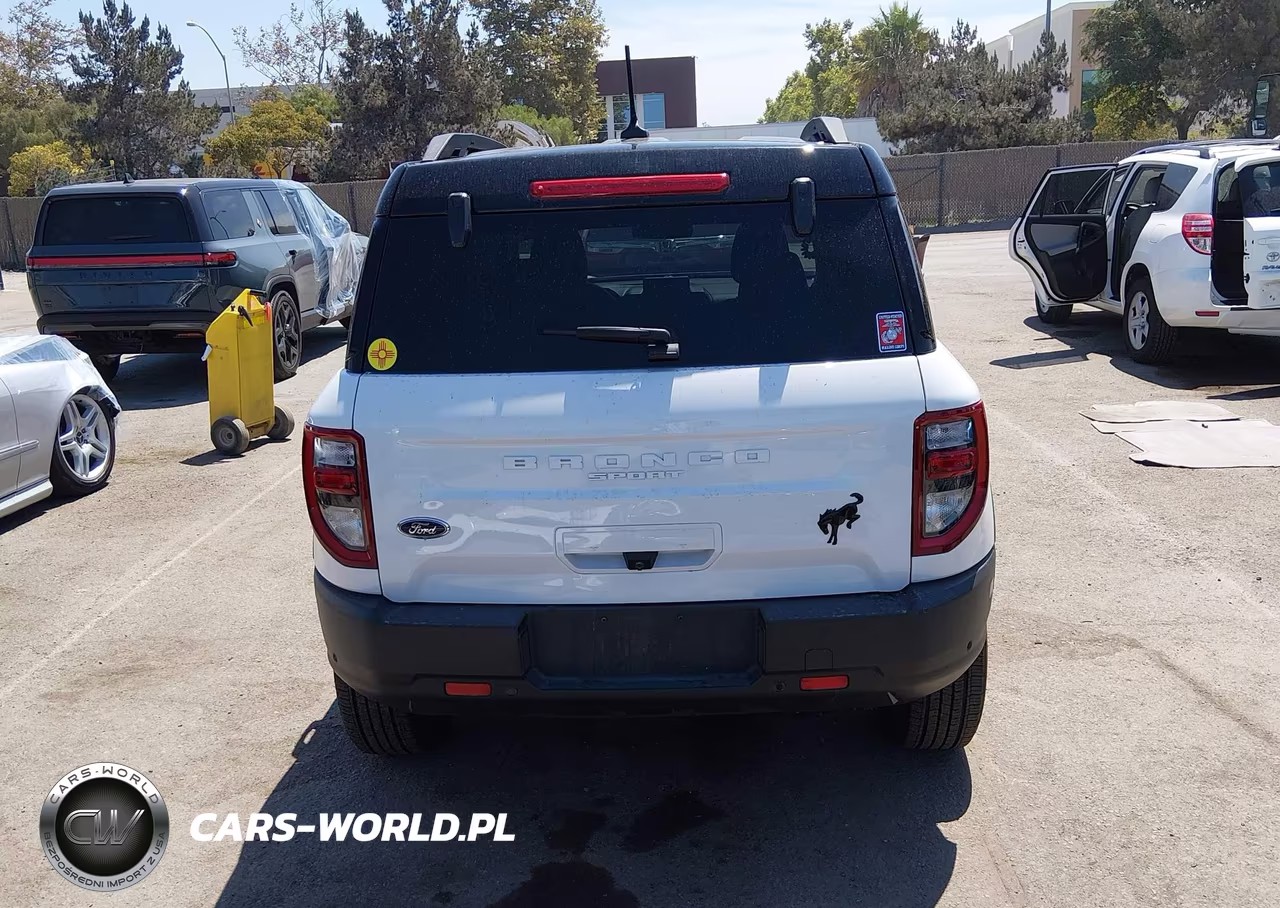 2022 Ford Bronco Sport Outer Banks VIN:3FMCR9C6XNRD72651 - 17