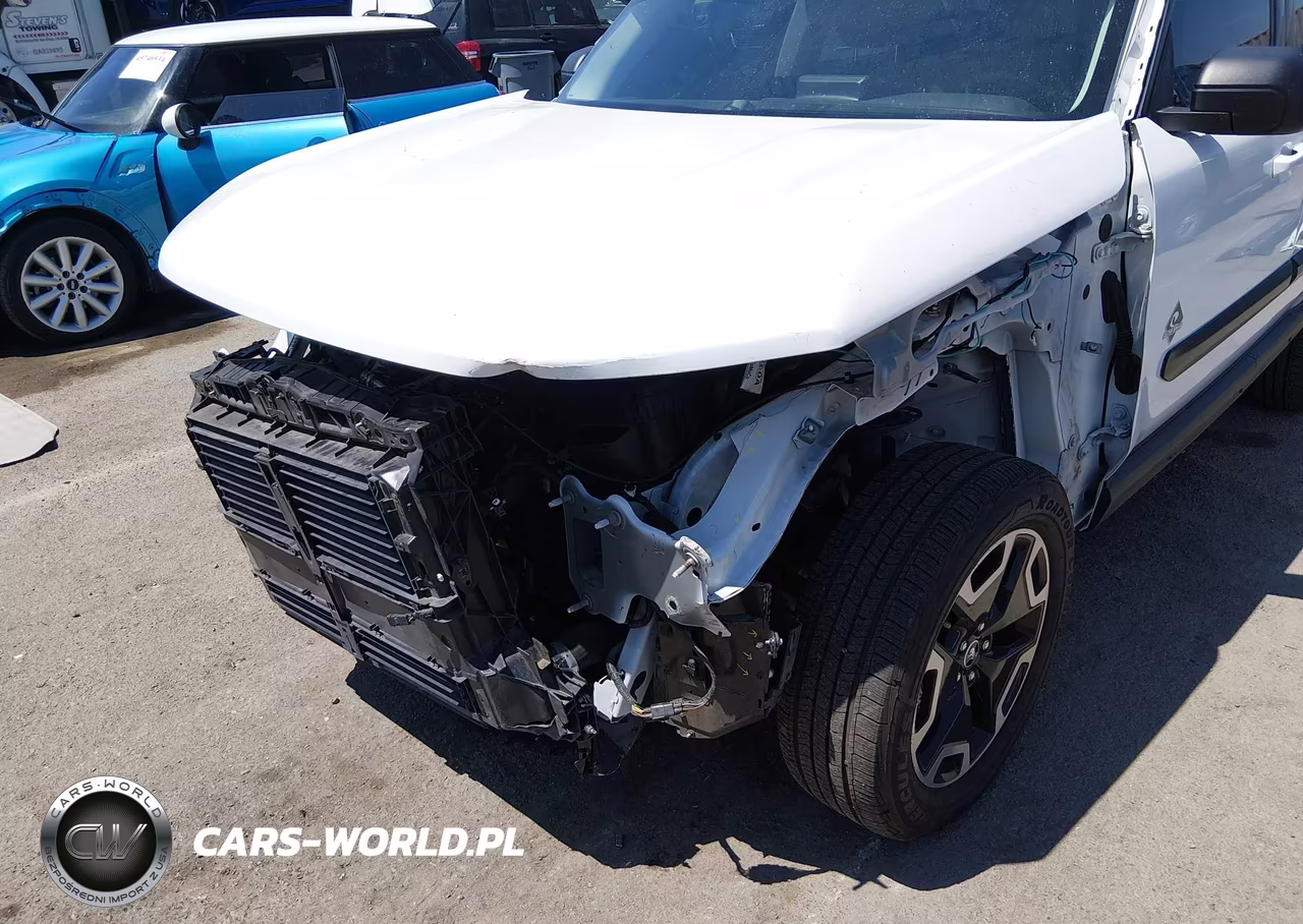 2022 Ford Bronco Sport Outer Banks VIN:3FMCR9C6XNRD72651 - 6