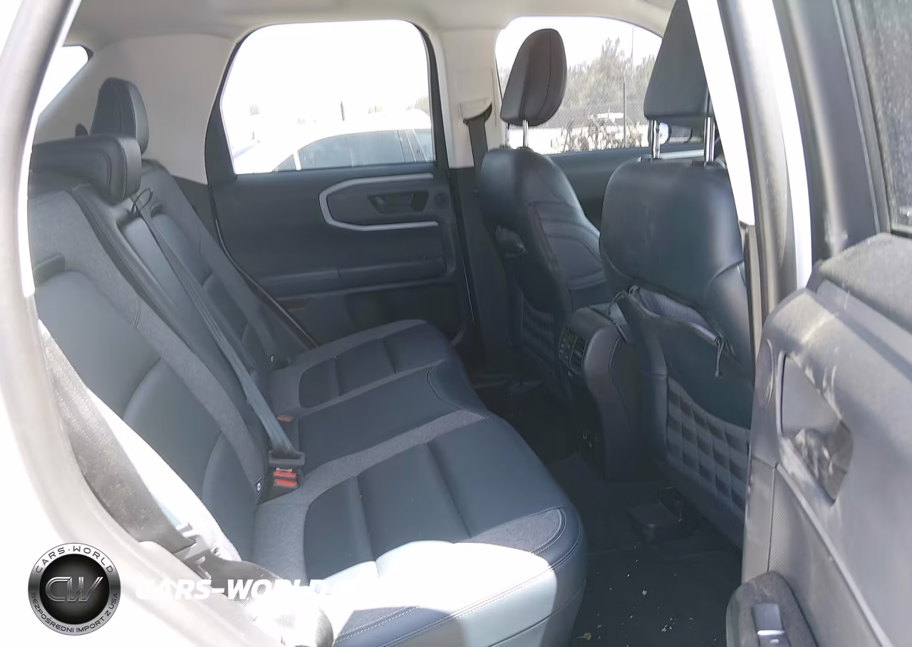 2022 Ford Bronco Sport Outer Banks VIN:3FMCR9C6XNRD72651 - 8