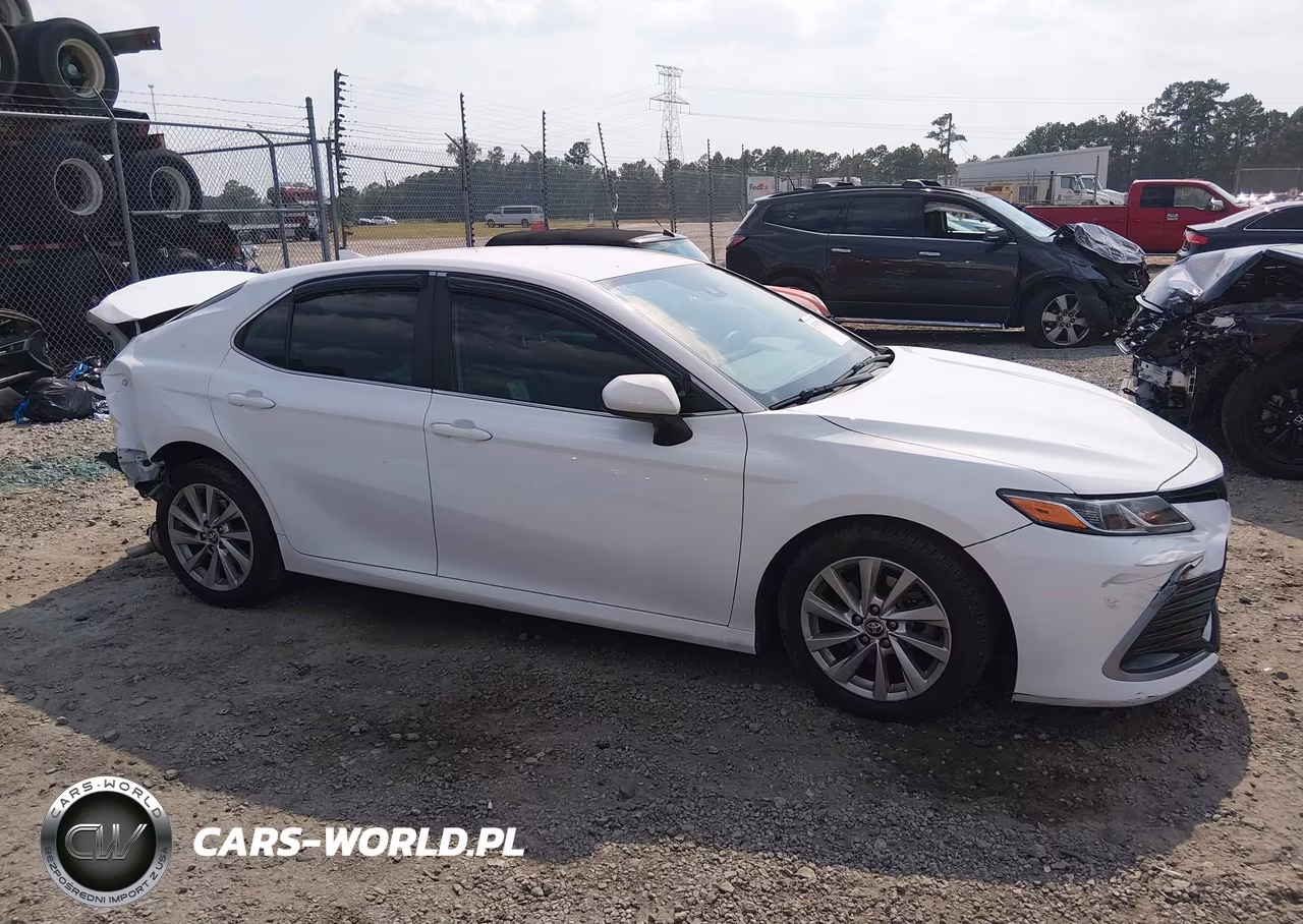 2021 Toyota Camry Le VIN:4T1C11AK3MU539562 - 13