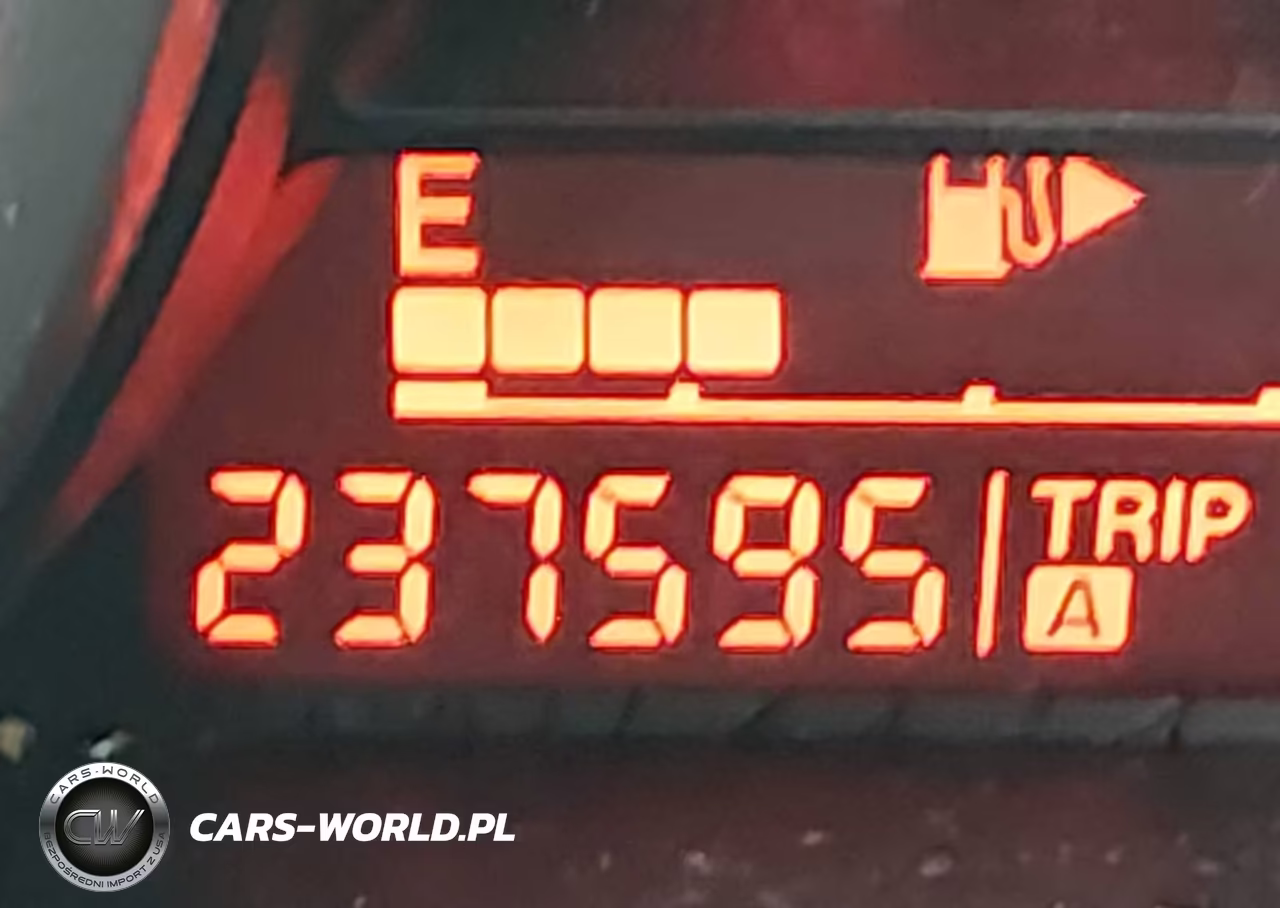 2011 Mazda Mazda3 I Touring VIN:JM1BL1VG1B1447185 - 16