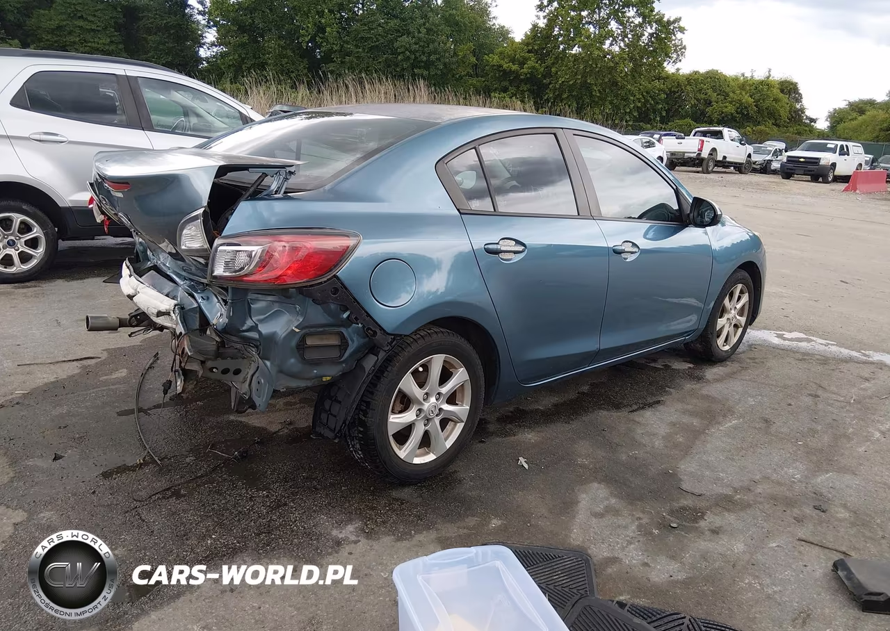 2011 Mazda Mazda3 I Touring VIN:JM1BL1VG1B1447185 - 4