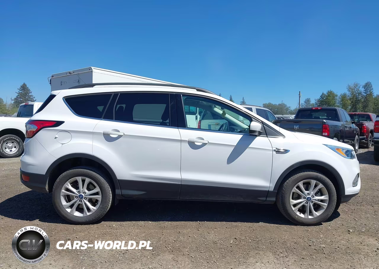 2018 Ford Escape Se VIN:1FMCU9GD4JUD31166 - 13