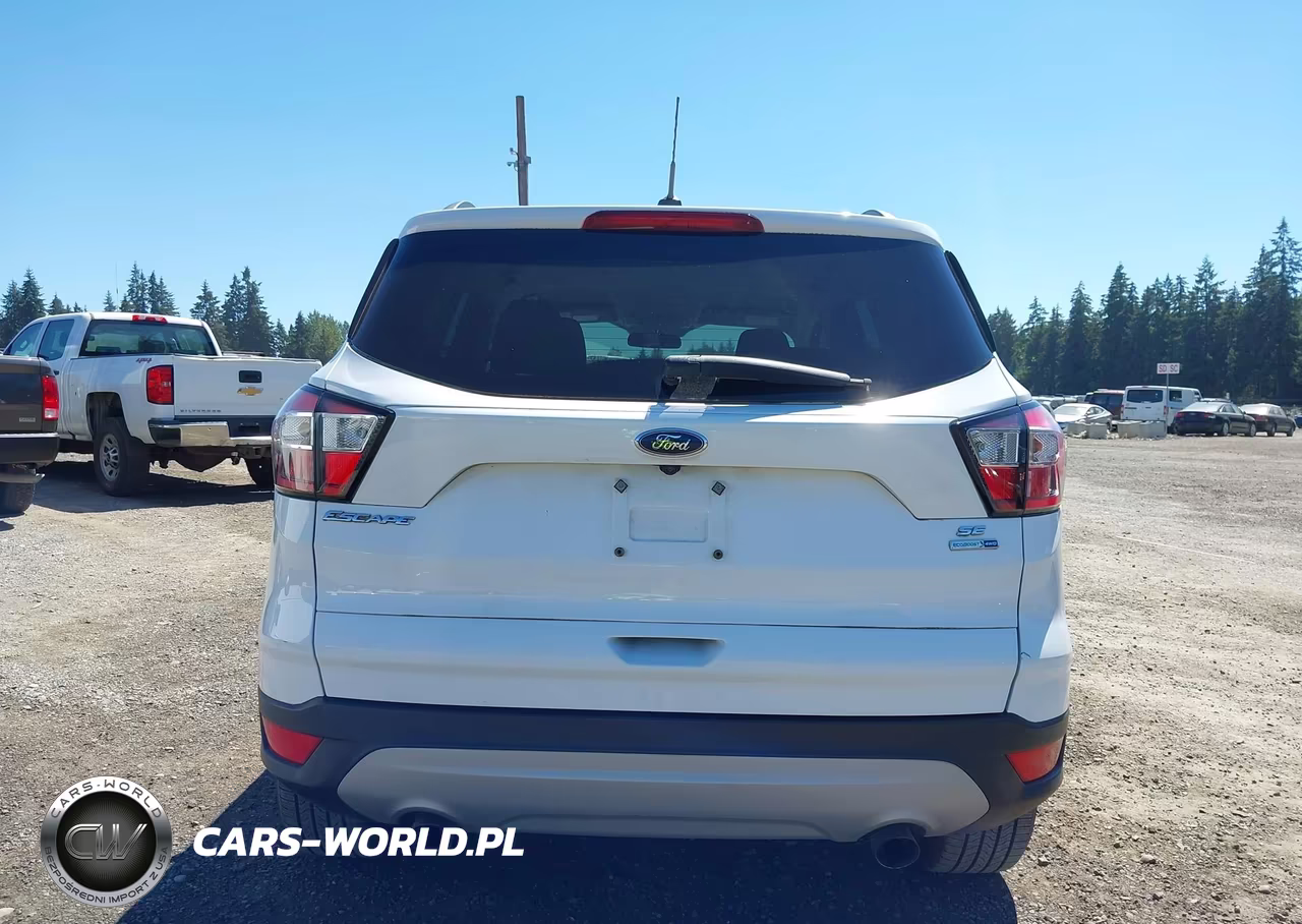 2018 Ford Escape Se VIN:1FMCU9GD4JUD31166 - 16