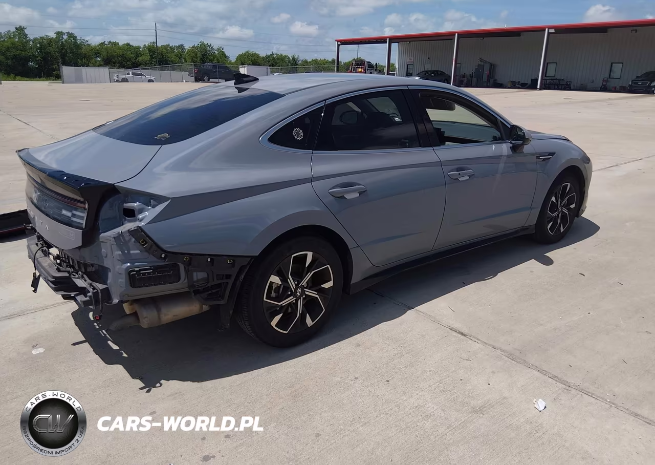 2025 Hyundai Sonata Sel VIN:KMHL64JA8SA485118 - 4
