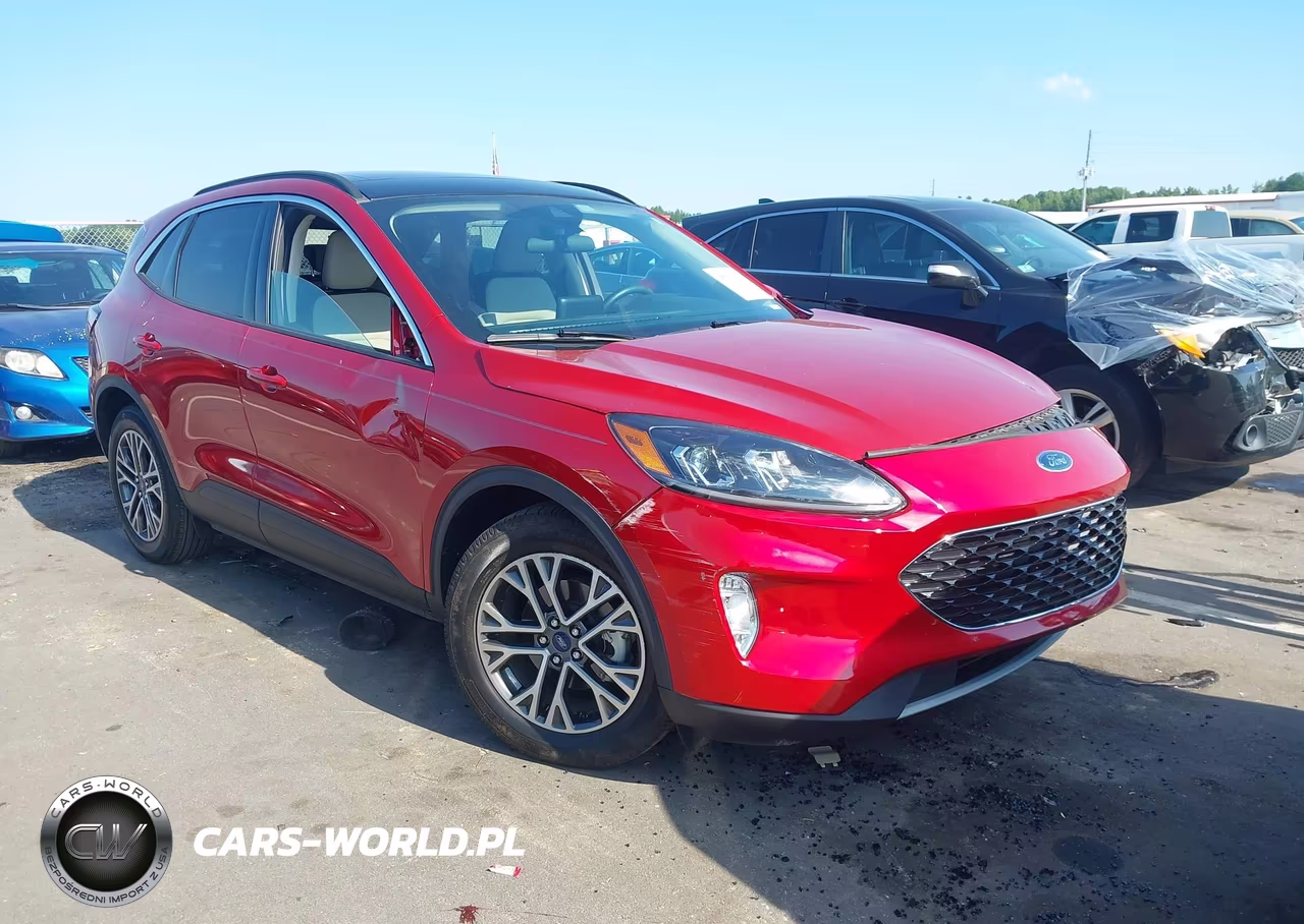 2020 Ford Escape Sel