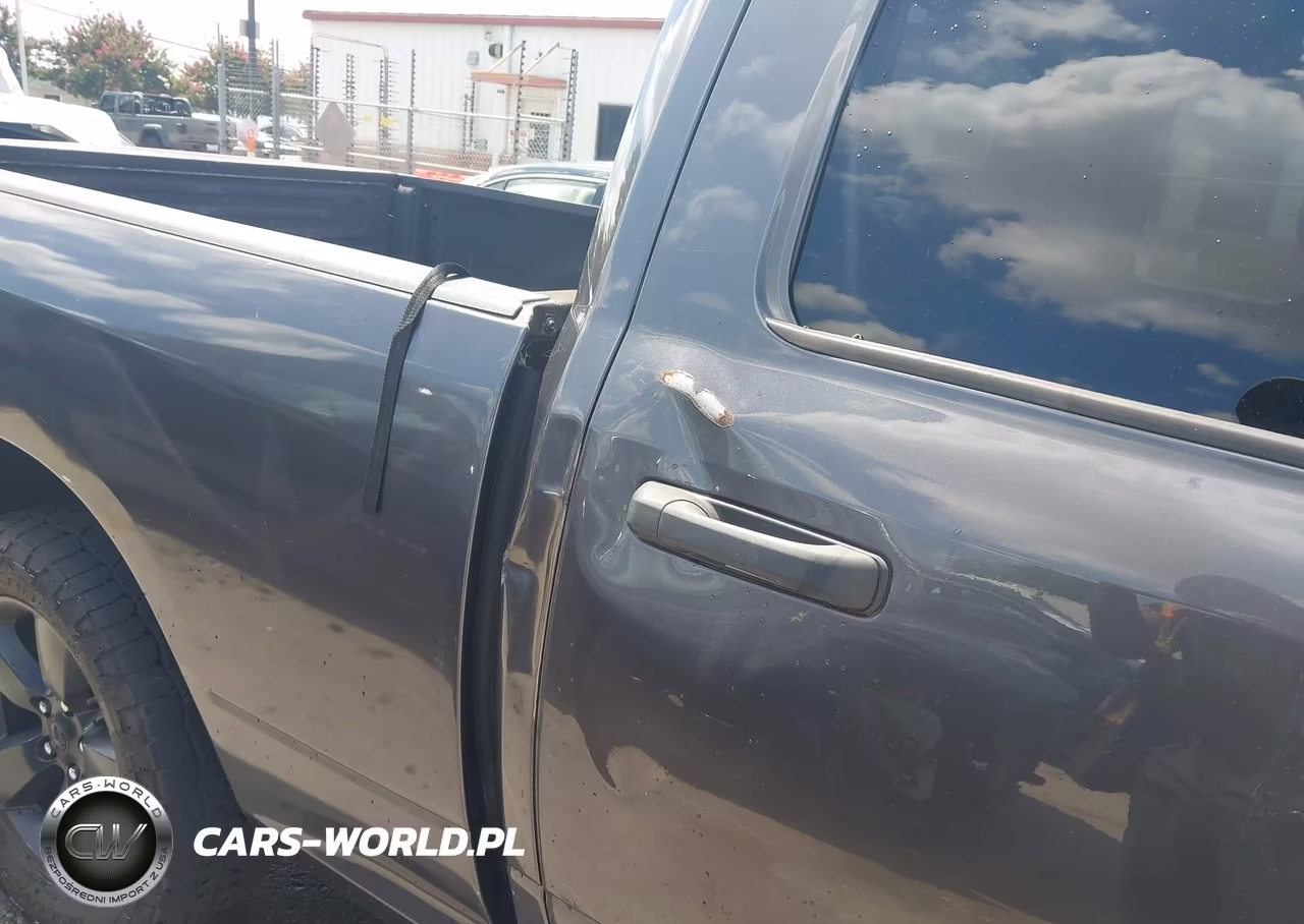 2017 Ram 1500 Express 4X2 6'4 Box VIN:1C6RR6FG1HS723142 - 6