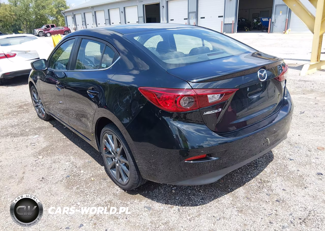 2018 Mazda Mazda3 Touring VIN:3MZBN1V31JM209035 - 3