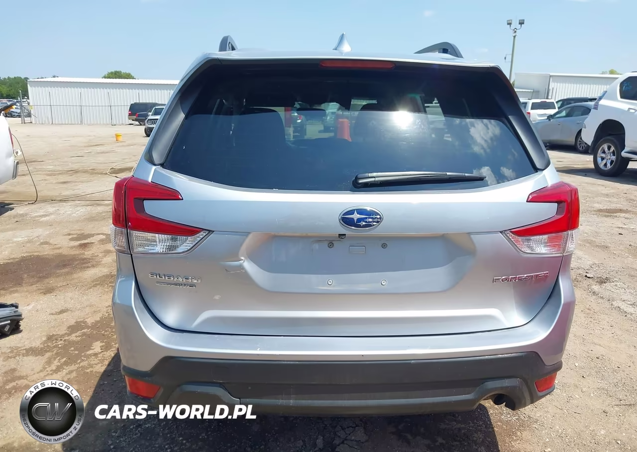 2022 Subaru Forester Premium VIN:JF2SKAEC4NH408653 - 16
