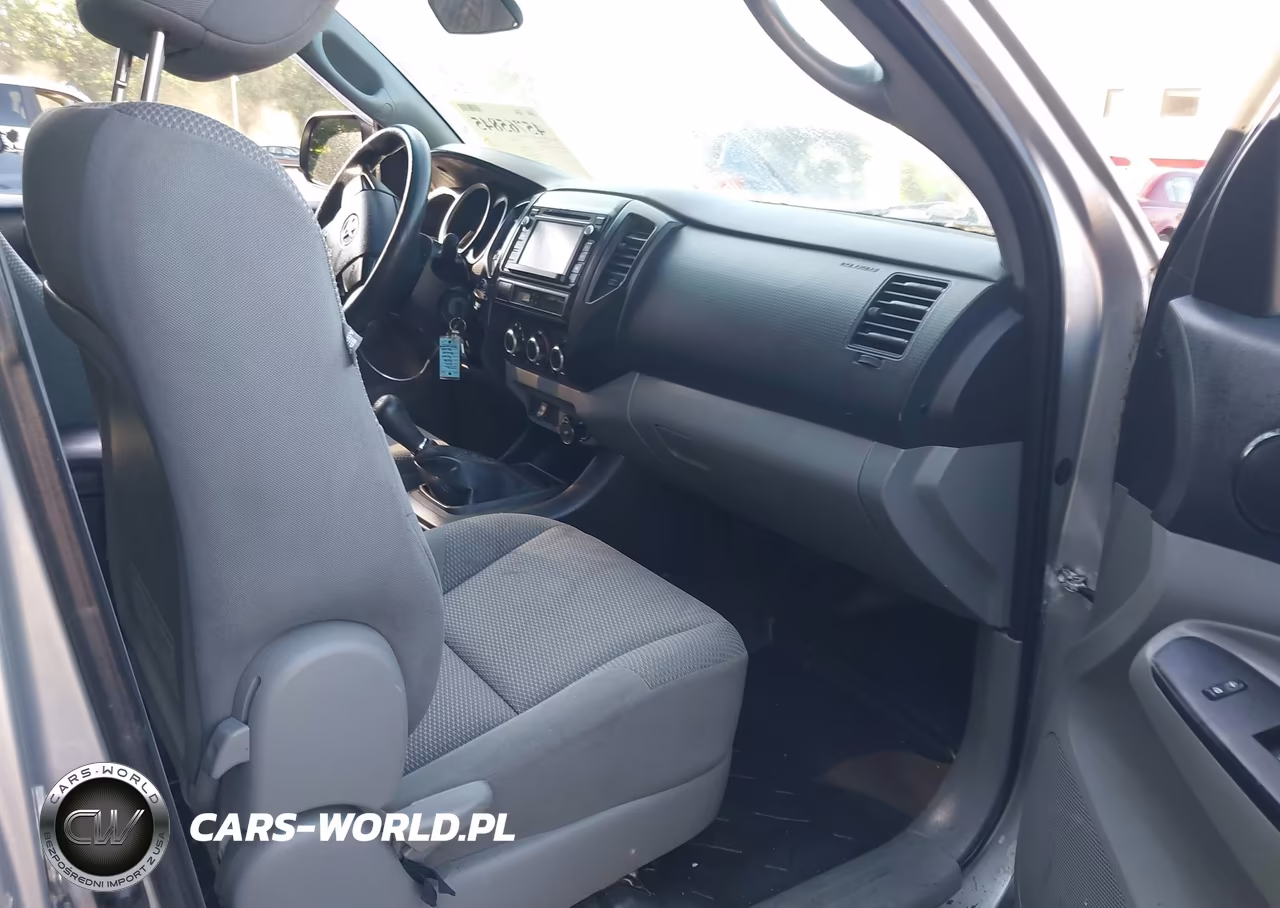 2014 Toyota Tacoma VIN:5TFUX4EN6EX026853 - 5