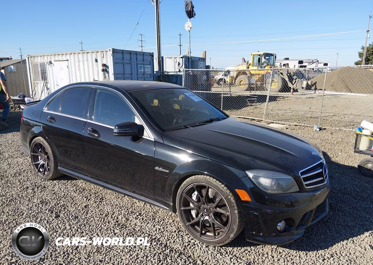 2010 Mercedes-Benz C 63 Amg – zdjęcie 1 z 16