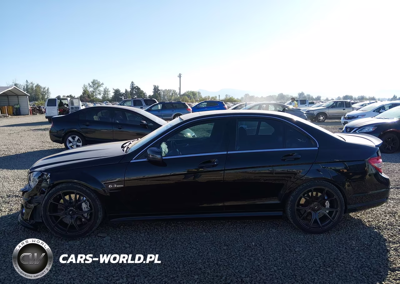 2010 Mercedes-Benz C 63 Amg VIN:WDDGF7HB1AF366324 - 14