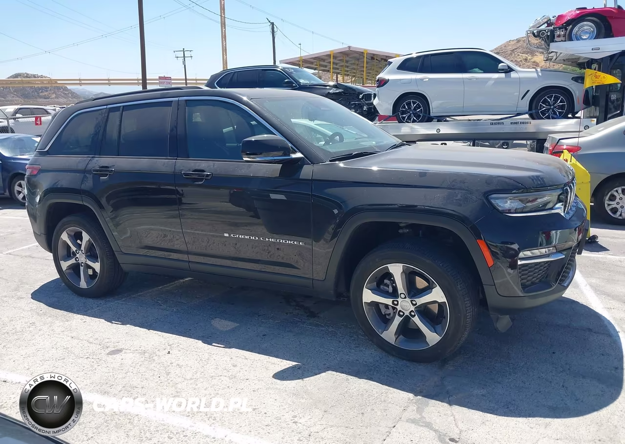 2024 Jeep Grand Cherokee 4Xe VIN:1C4RJYB69RC114546 - 13