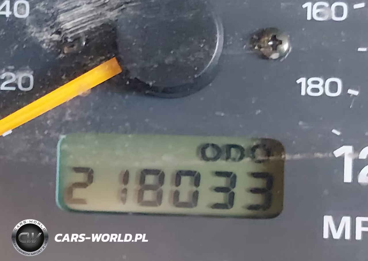 2000 Subaru Forester L VIN:JF1SF6354YH722611 - 16