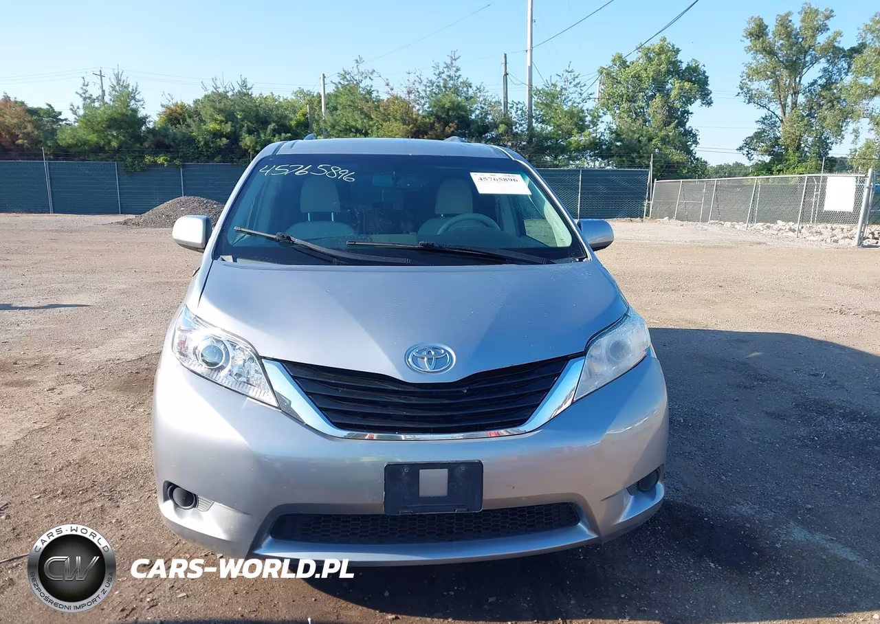 2012 Toyota Sienna Le V6 8 Passenger VIN:5TDKK3DC3CS209257 - 12