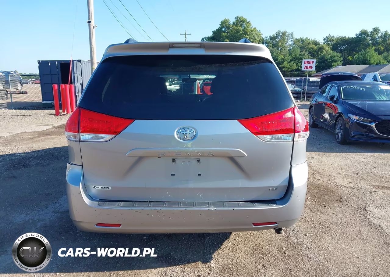 2012 Toyota Sienna Le V6 8 Passenger VIN:5TDKK3DC3CS209257 - 16