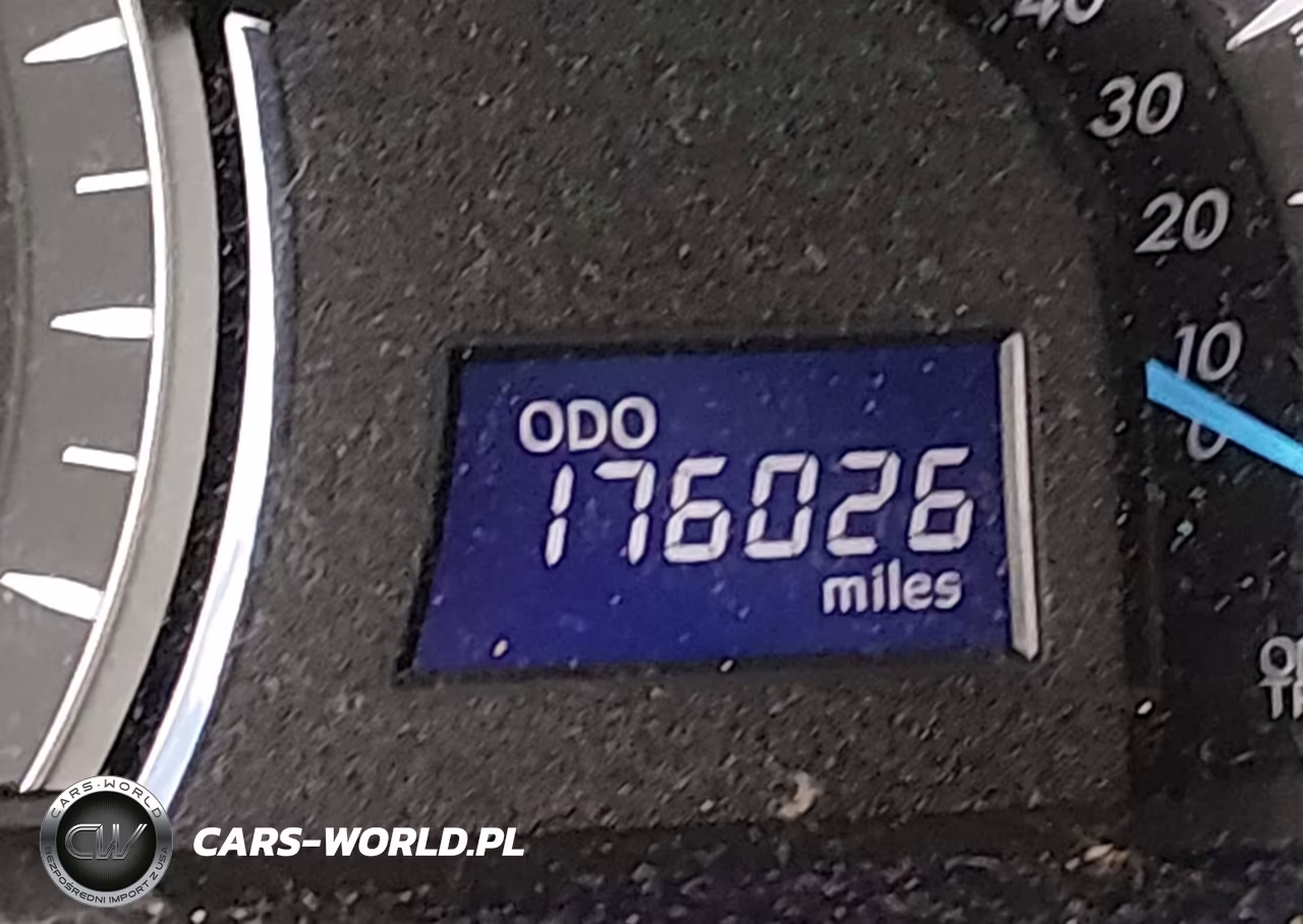2014 Toyota Camry Le VIN:4T4BF1FK1ER426139 - 15