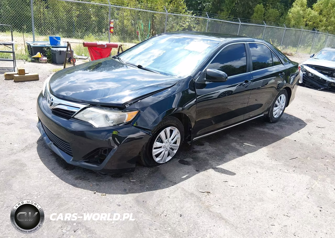2014 Toyota Camry Le VIN:4T4BF1FK1ER426139 - 2