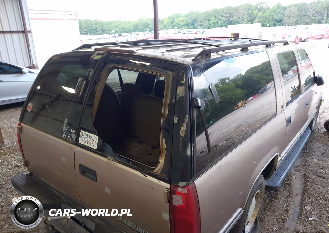 1999 Chevrolet Suburban Lt VIN:3GNEC16R0XG188802 - 12