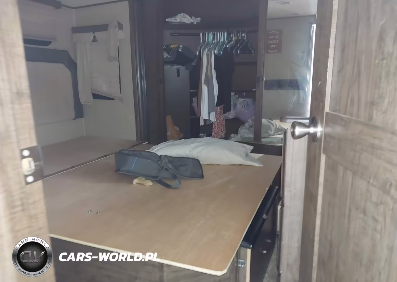 2016 Grand Design Solitude 43Ft VIN:573FS4328G1105391 - 10