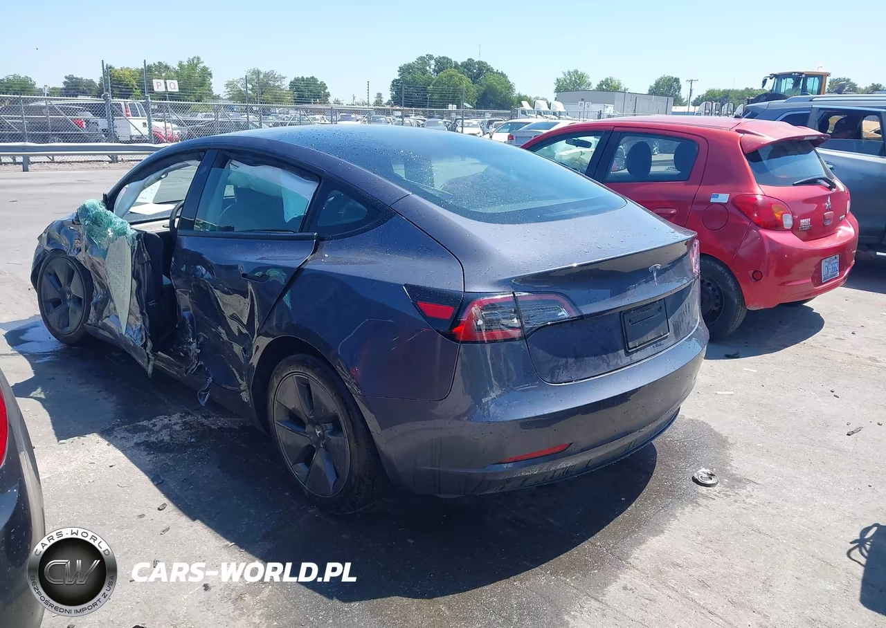 2023 Tesla Model 3 Rear-Wheel Drive VIN:5YJ3E1EAXPF511927 - 3