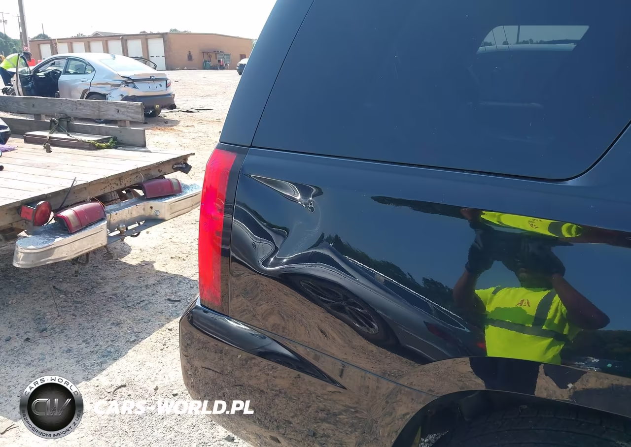 2015 Chevrolet Tahoe Ltz VIN:1GNSKCKC4FR243561 - 6