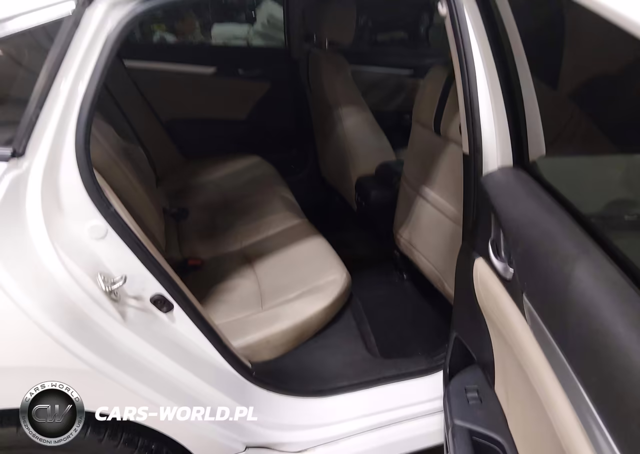 2016 Honda Civic Touring VIN:19XFC1F98GE216807 - 8