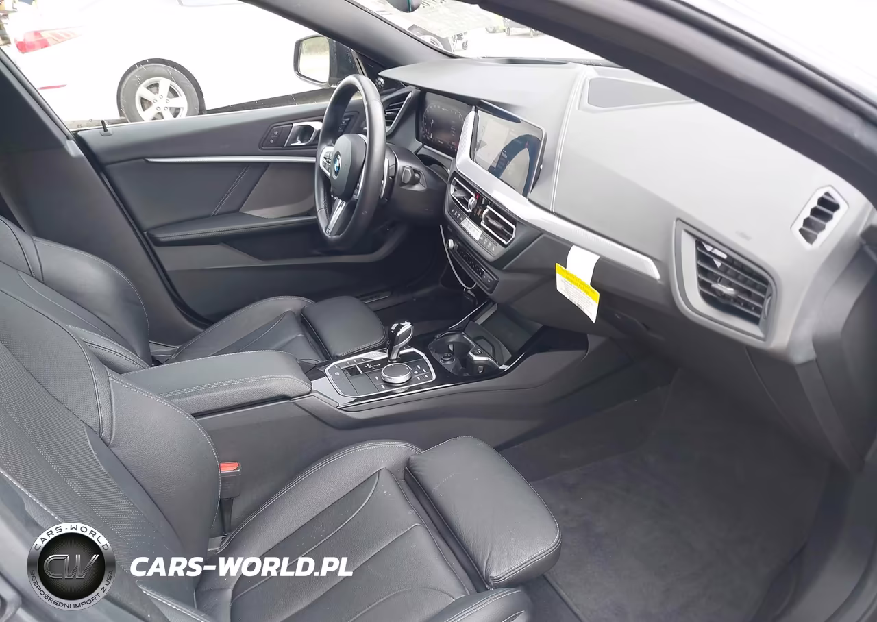 2024 BMW M235 Gran Coupe I xDrive VIN:WBA13AL0XR7R84109 - 5
