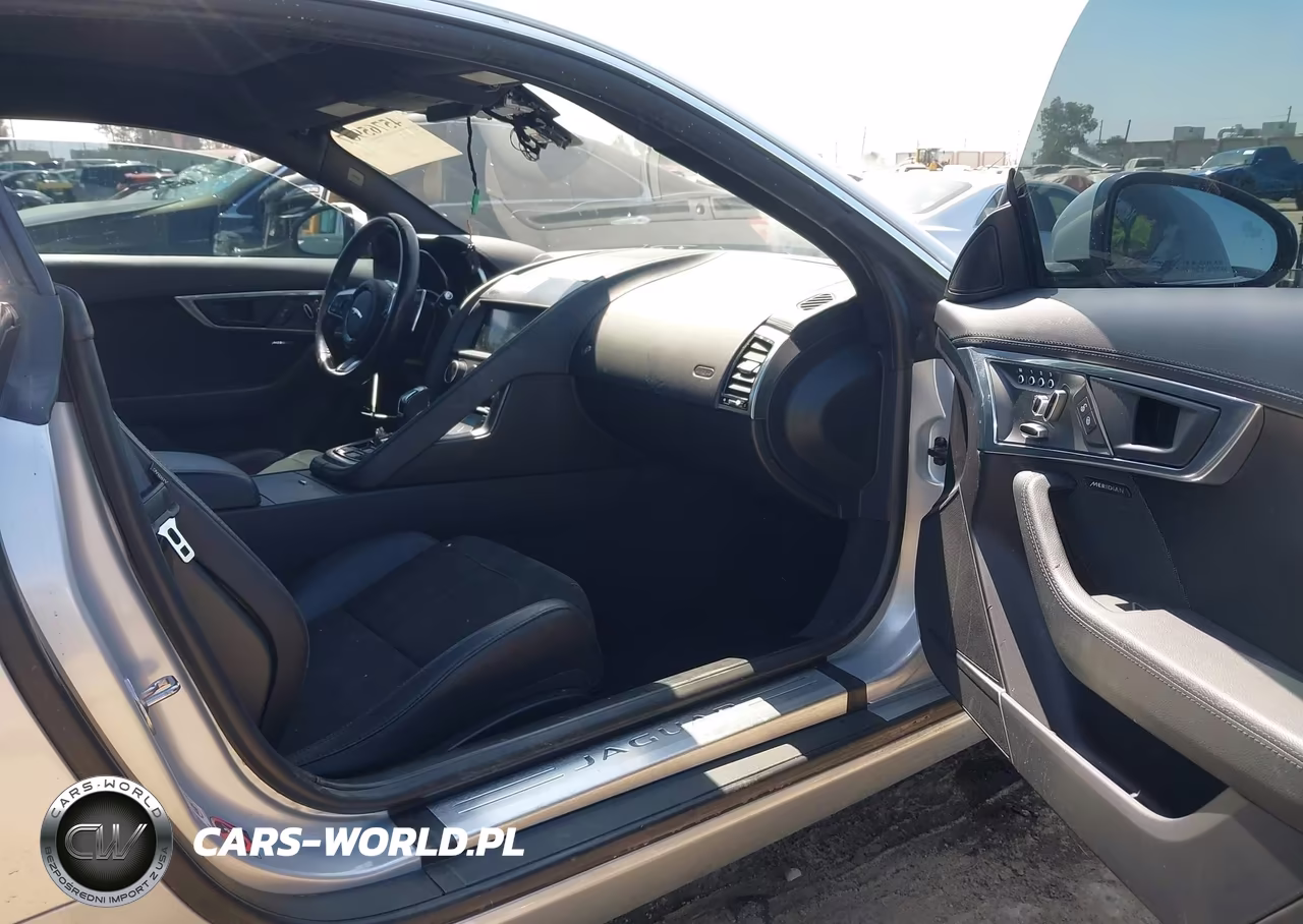 2019 Jaguar F-Type P300 VIN:SAJDD1GX1KCK61011 - 5