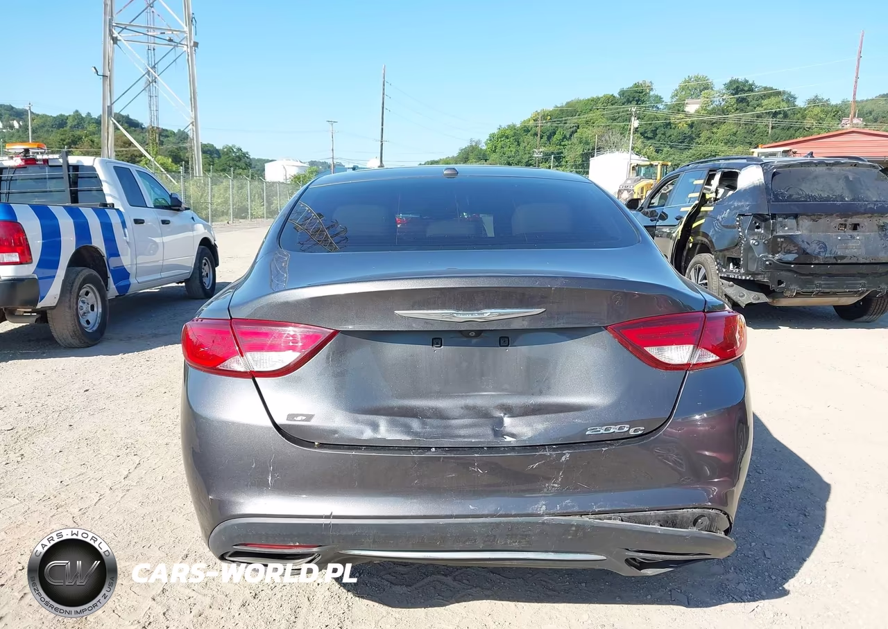 2015 Chrysler 200 C VIN:1C3CCCCG7FN665377 - 6