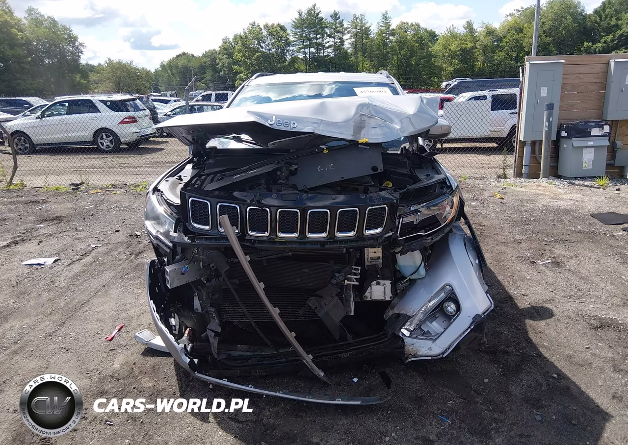 2018 Jeep Compass Latitude 4X4 VIN:3C4NJDBB3JT397734 - 12