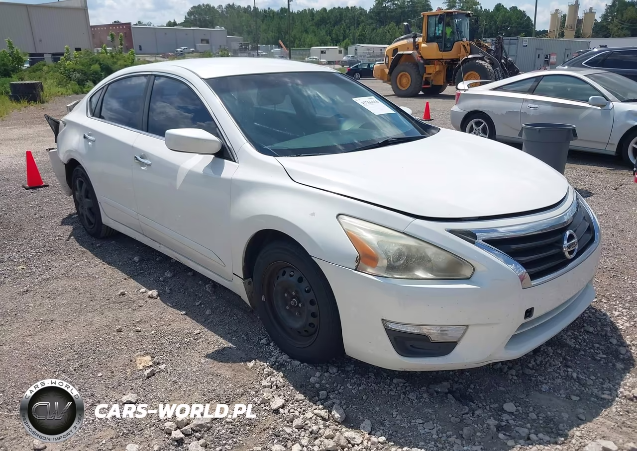 2014 Nissan Altima 2.5 S – zdjęcie 1 z 11