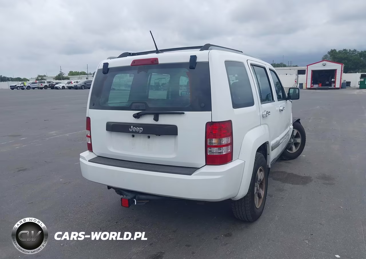2011 Jeep Liberty Sport VIN:1J4PP2GK7BW595873 - 4