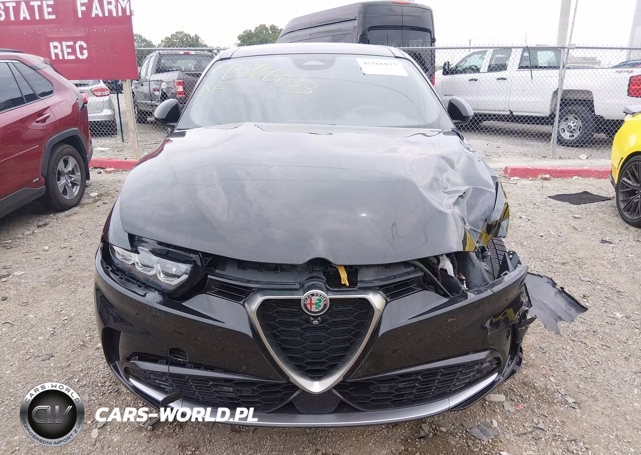 2024 Alfa Romeo Tonale Ti Eawd VIN:ZASPATCWXR3042575 - 12