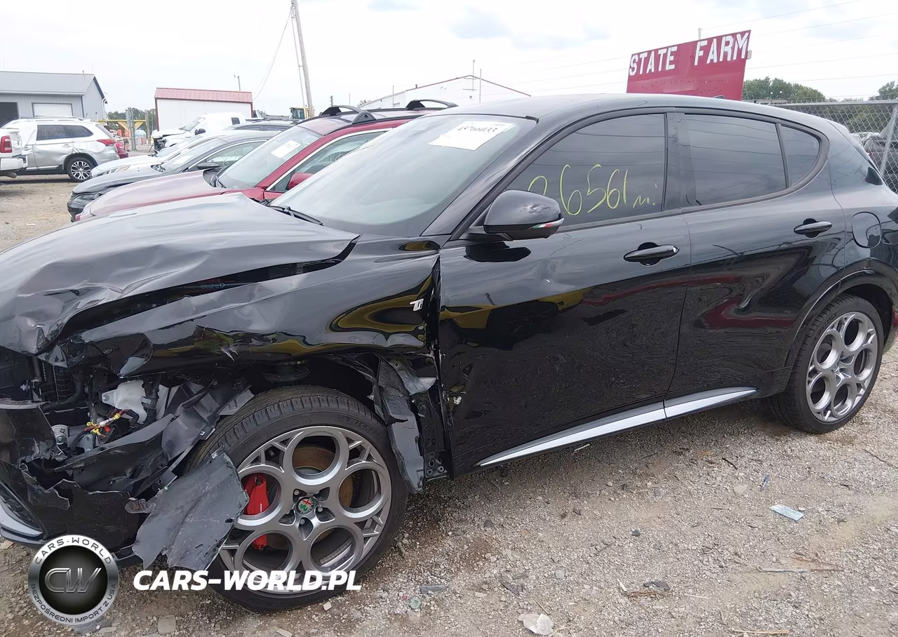 2024 Alfa Romeo Tonale Ti Eawd VIN:ZASPATCWXR3042575 - 17