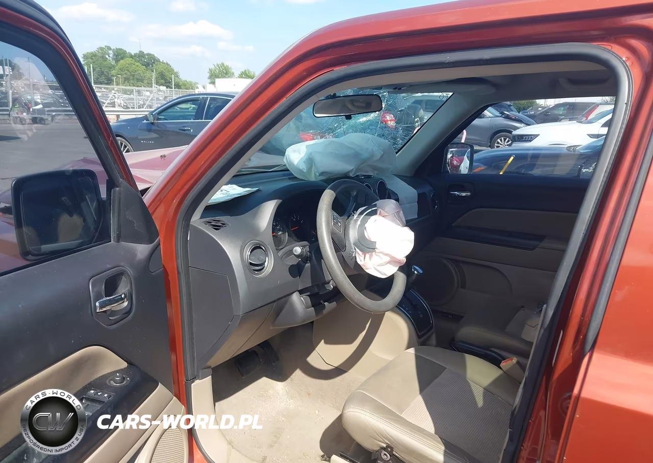 2012 Jeep Patriot Sport VIN:1C4NJPBB2CD601787 - 5