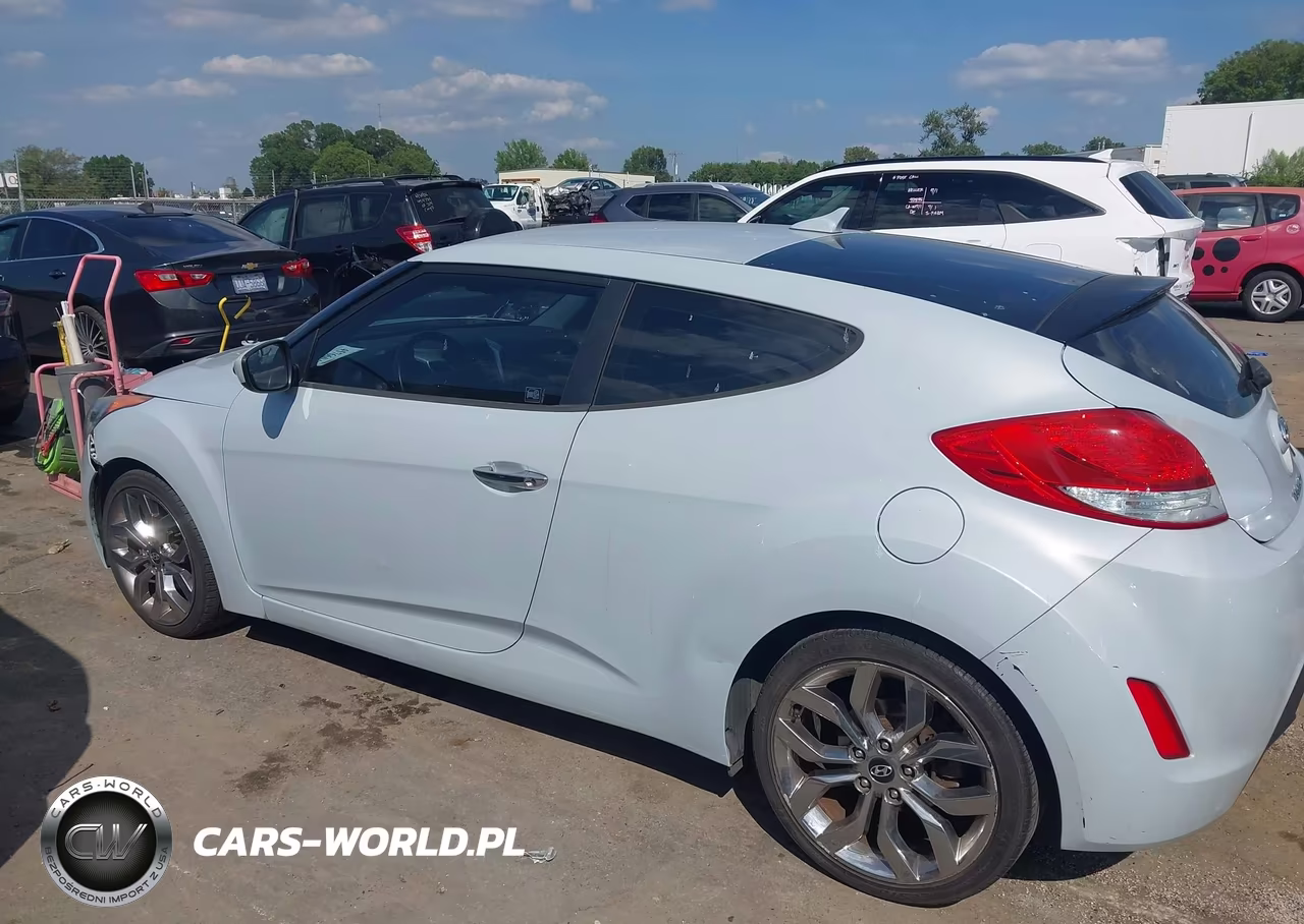 2015 Hyundai Veloster Flex VIN:KMHTC6AD2FU219242 - 14
