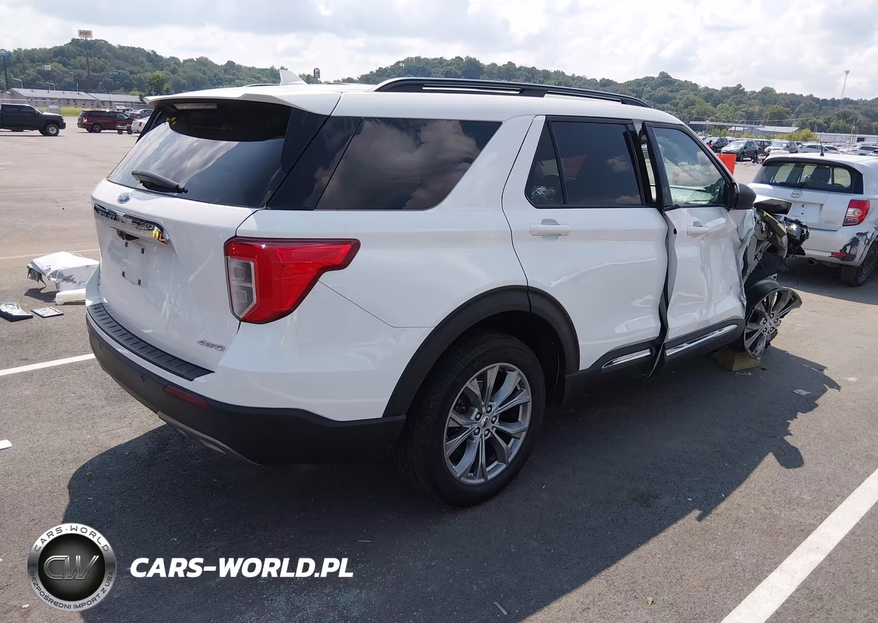 2022 Ford Explorer Xlt VIN:1FMSK8DH3NGB43276 - 4