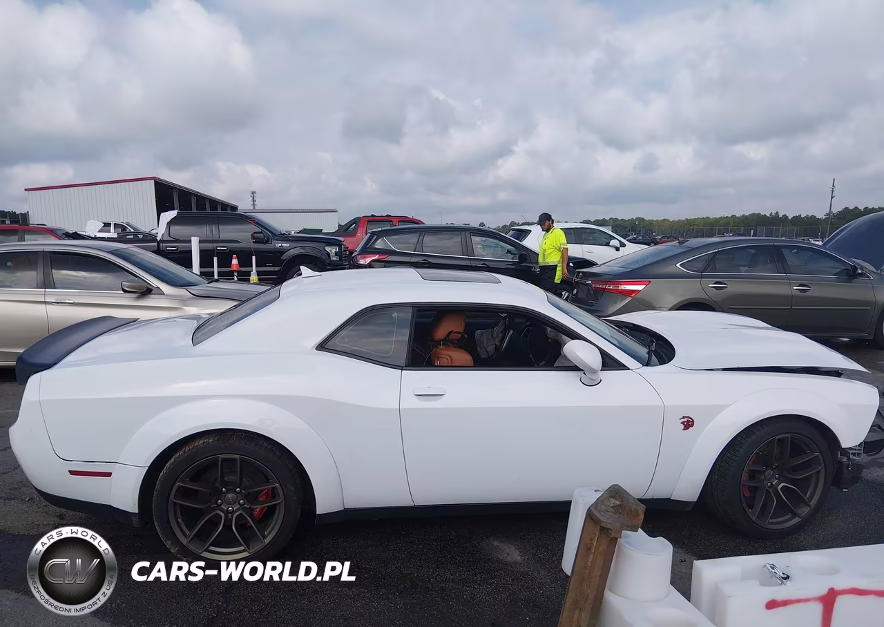 2022 Dodge Challenger Srt VIN:2C3CDZL95NH136079 - 13