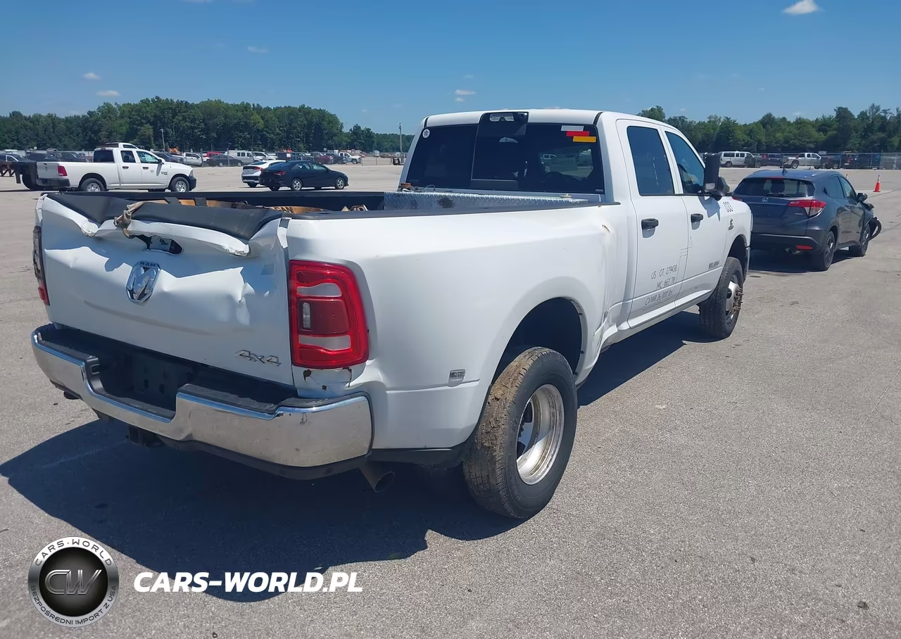 2022 Ram 3500 Tradesman 4X4 8' Box VIN:3C63RRGL4NG105349 - 4