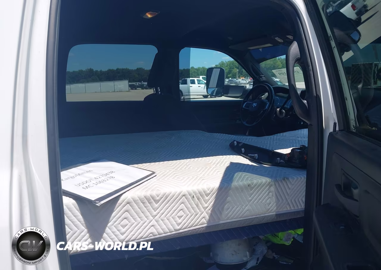 2022 Ram 3500 Tradesman 4X4 8' Box VIN:3C63RRGL4NG105349 - 7
