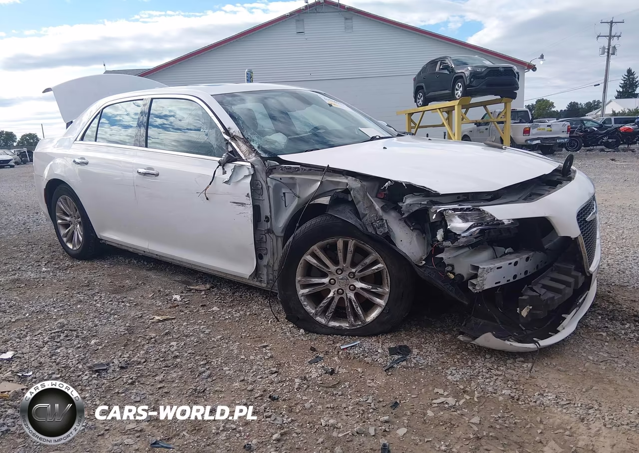 2016 Chrysler 300C – zdjęcie 1 z 16