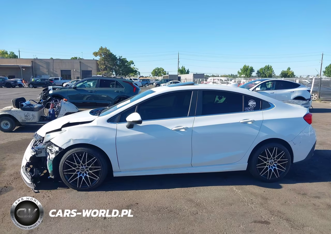 2018 Chevrolet Cruze Lt Auto VIN:1G1BE5SM0J7220487 - 14