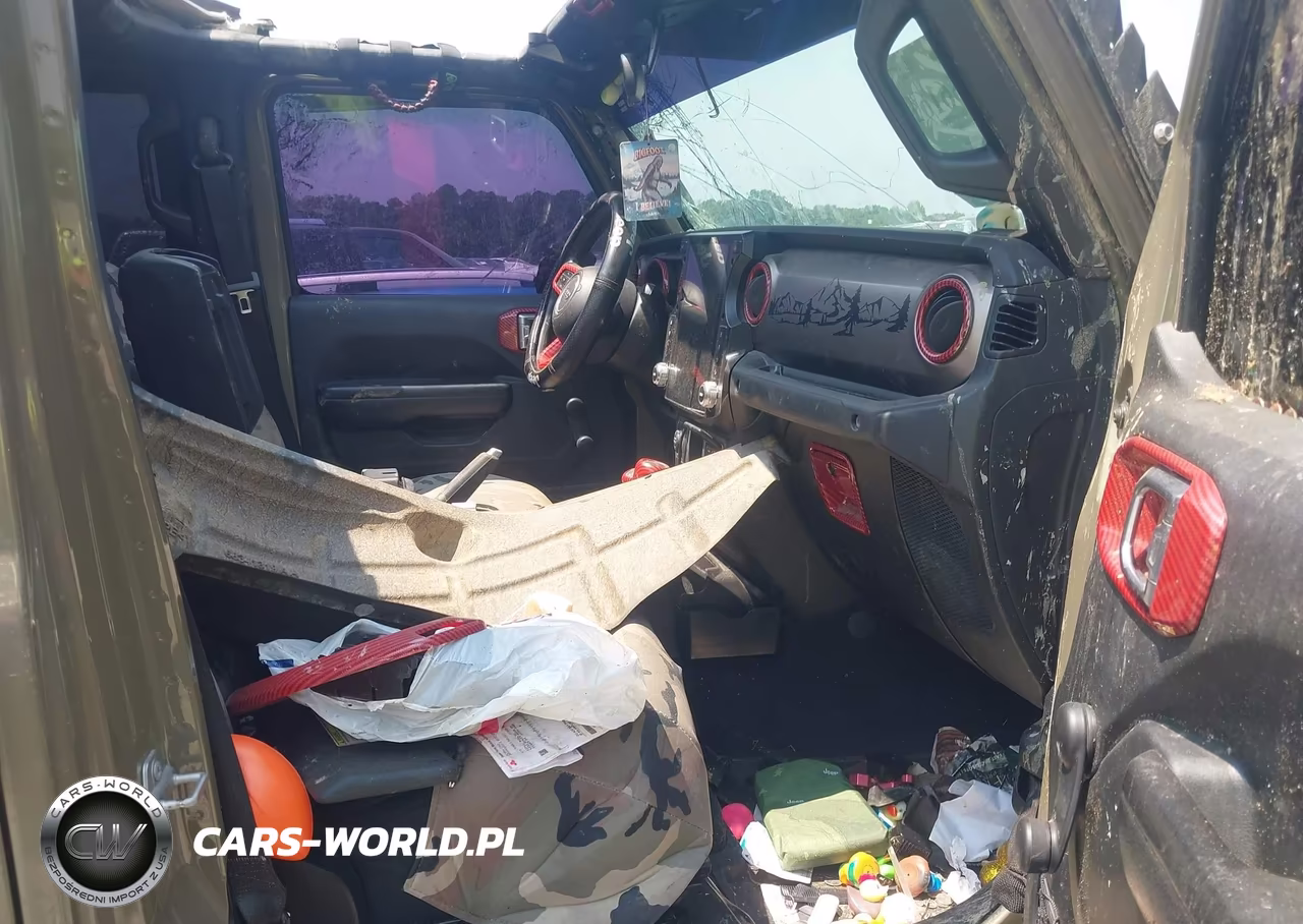 2020 Jeep Gladiator Sport 4X4 VIN:1C6HJTAG0LL211982 - 5
