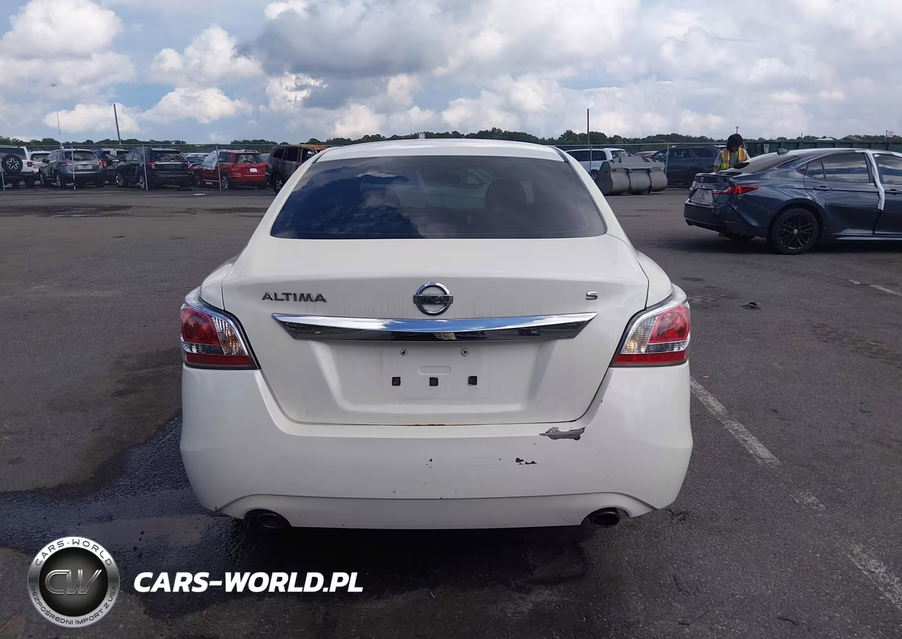 2015 Nissan Altima 2.5 S VIN:1N4AL3AP3FN879049 - 16