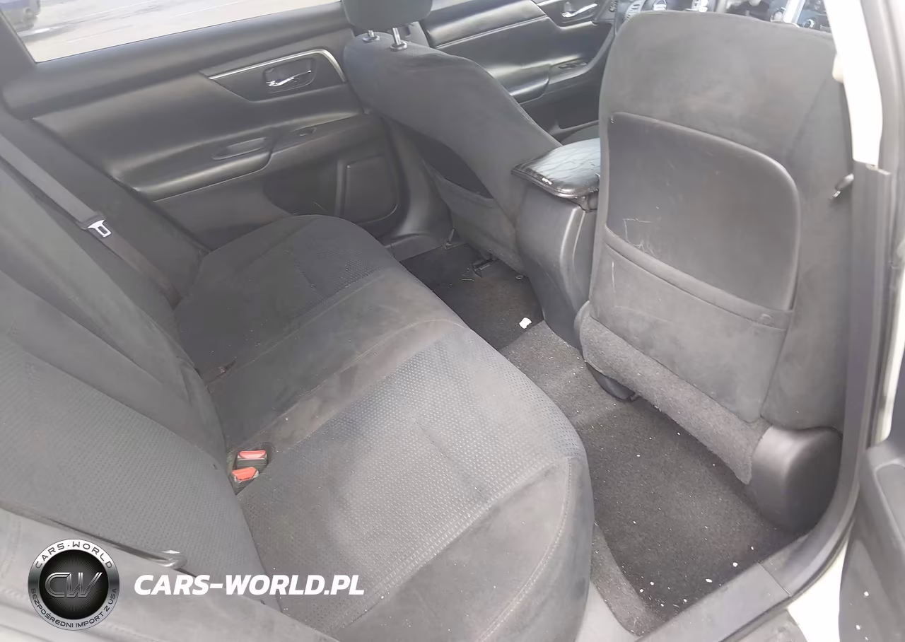 2015 Nissan Altima 2.5 S VIN:1N4AL3AP3FN879049 - 8