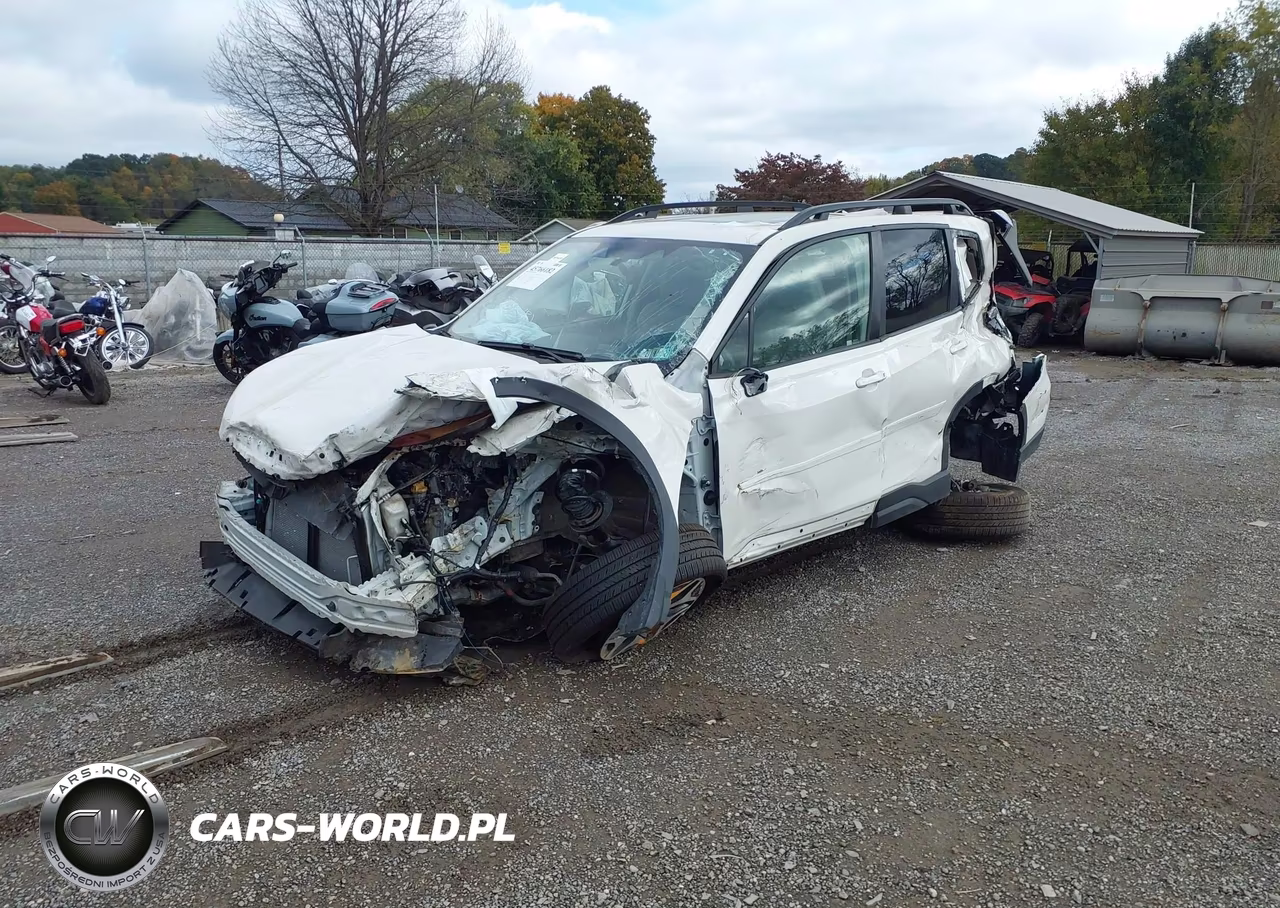2024 Subaru Forester Premium VIN:JF2SKADC9RH437119 - 2