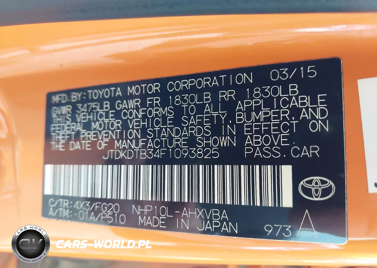 2015 Toyota Prius C Two VIN:JTDKDTB34F1093825 - 9
